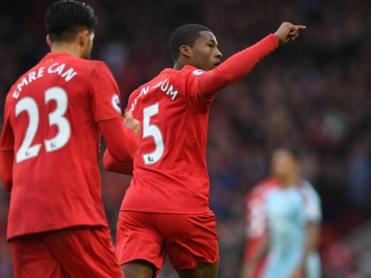 Liverpool remonta ante el Burnely 2-1 y queda cuarto en la tabla