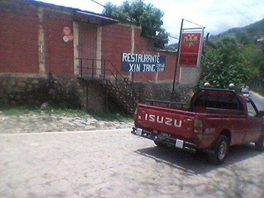 Mata a tres personas dentro de restaurante de comida china en Yaguacire