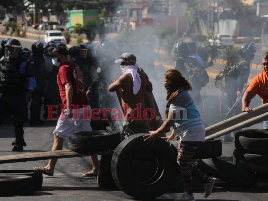 FOTOS: Capitalinos protestan para exigir el saco solidario ante crisis por Covid-19