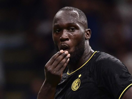Lukaku se estrena con pleito en los vestidores de Milán
