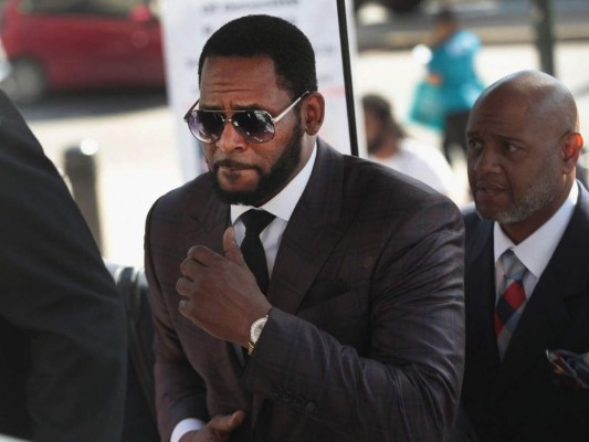 Declaran culpable de tráfico sexual al cantante R.Kelly