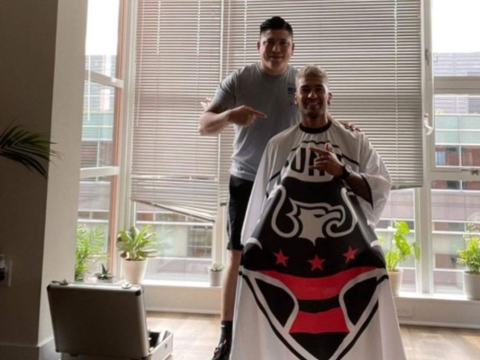 Así es la vida de Alejandro Arita, el joven hondureño barbero de las figuras del DC United