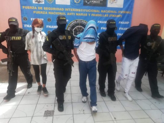 'La Soviética' y 'La Osa', dos presuntas criminales de la pandilla 18 y MS-13 que operaban en Tegucigalpa