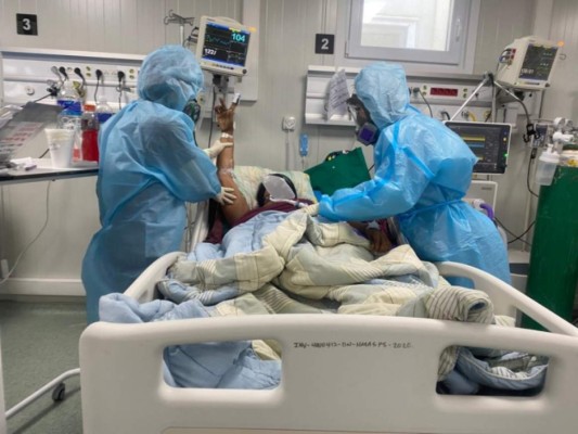 Expertos investigan si falla genética es la responsable de casos graves de covid