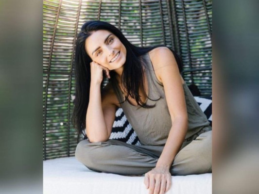 ¿Quién es el hombre con el que Aislinn Derbez viajó a esquiar?