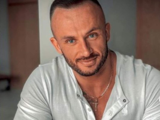 Muere de covid-19 influencer ucraniano que negó la existencia del virus