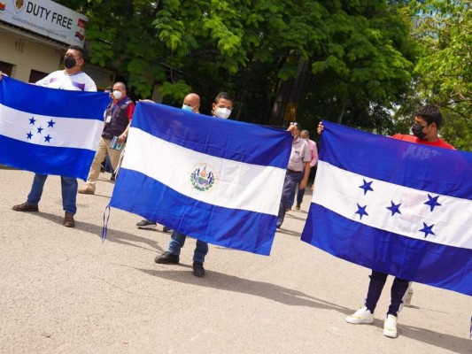 'Honduras se lo agradece': emoción por donación de vacunas desde El Salvador