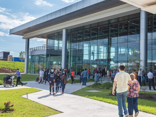 Spirit inicia vuelos de día a Fort Lauderdale desde Palmerola