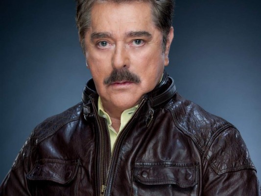 Actor mexicano Raymundo Capetillo muere de covid-19