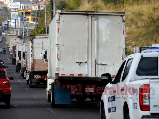 Sin retraso salen camiones con maletas electorales para segunda ruta (FOTOS)