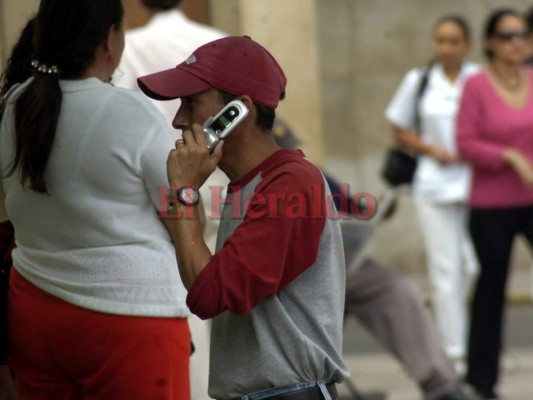 Casi cinco minutos diarios llaman los usuarios de celular en Honduras