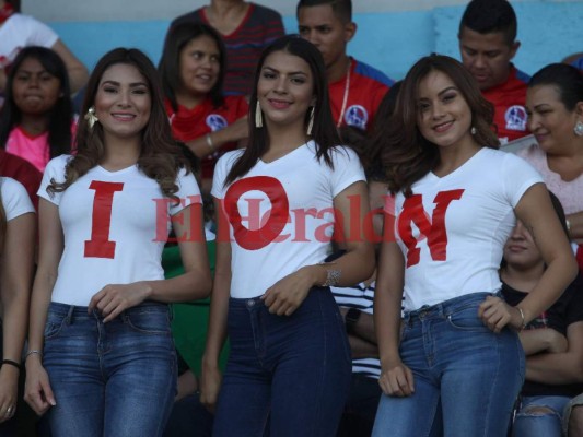 Bellas hondureñas presentes en el estadio Nacional para ver Olimpia vs Platense