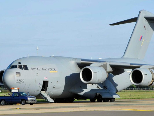 Funcionarios iraquíes dicen que avión de EEUU mató a 7 personas por error &nbsp;&nbsp;