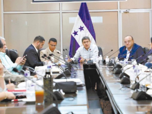 El gobierno elimina el ISV a clientes que consumen 750 Kwh