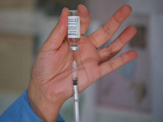 La OMS duda que una alta vacunación detenga la pandemia