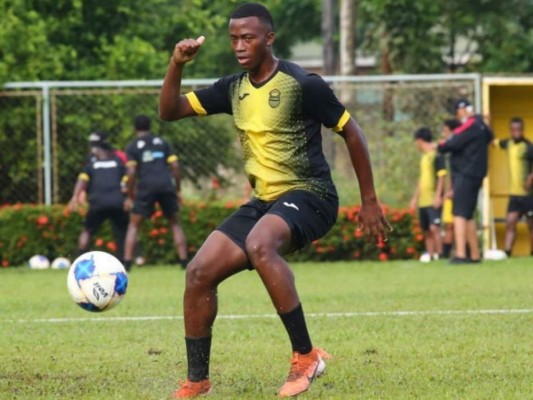 Fichajes: Olimpia cerca de cerrar un refuerzo estrella y Kervin Arriaga a punto de ser legionario