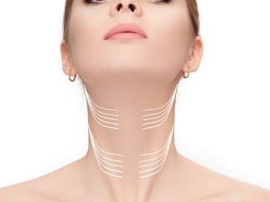 7 ejercicios prácticos que puedes hacer para eliminar la papada