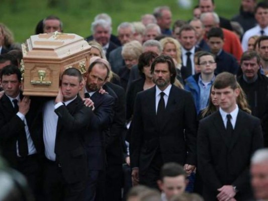 Revelan detalles del suicidio de la exnovia de Jim Carrey