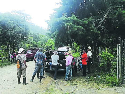 Vecinos buscan a sacerdote de la ciudad de Danlí