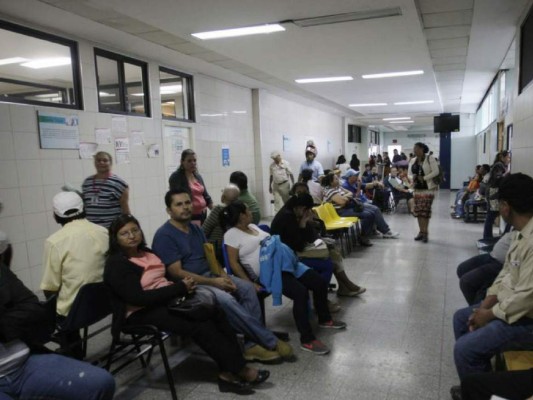 Hospitales suspenderán consulta externa a partir del Miércoles Santo