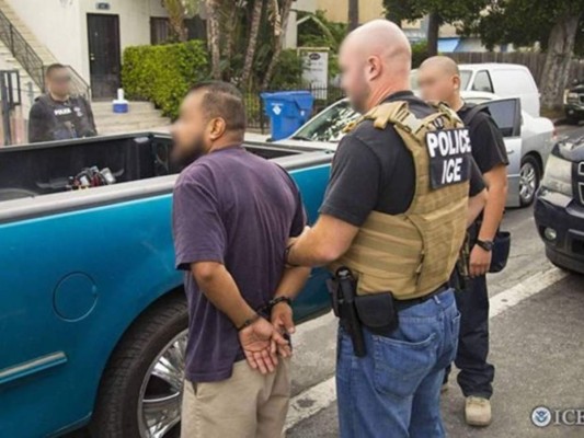 Cancillería a hondureños ante redadas en EE UU: no revelen estatus migratorio si no hay orden judicial