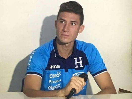 Esdras Padilla se lesiona y queda al margen de la Copa Uncaf