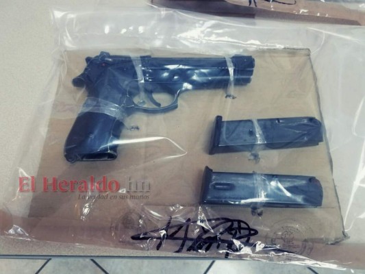 Hallan a policía arma con la que habría matado a hermanas en Reitoca