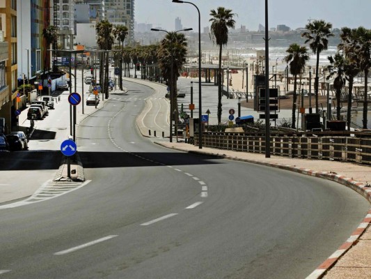 FOTOS: Puertas cerradas, calles desoladas y un silencio fantasmal ante encierro del mundo