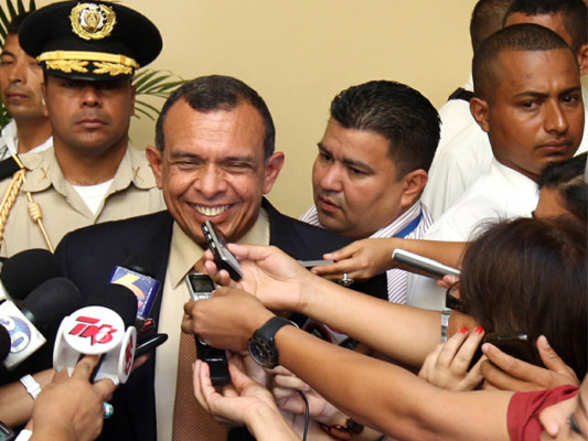Lobo promete controlar violencia en Olancho