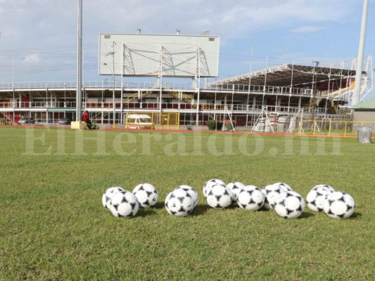Niegan a Selección de Honduras entrenar en el estadio Hasely Crawford en Trinidad y Tobago