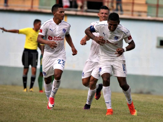 Costly sobre nuevo llamado de Pinto: 'Me quería para rematar juegos y yo no soy un jugador para cinco minutos'