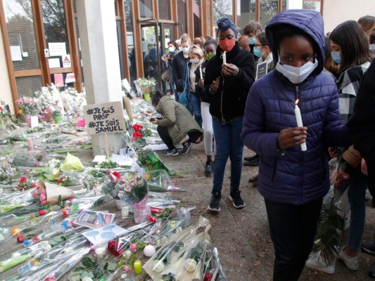Un refugiado checheno decapitó a profesor en Francia