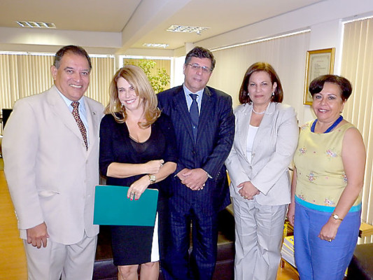 Brasil ratifica su apoyo al de Honduras