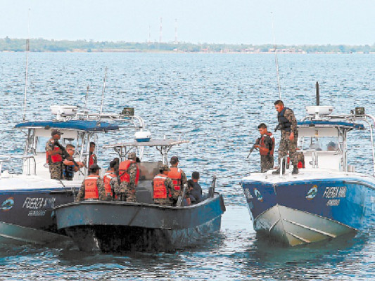 CN aprueba alquiler de lanchas para Fuerza Naval por $62 millones