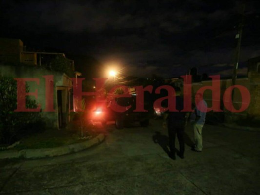 Con pruebas de luminol buscan esclarecer el crimen de Collier