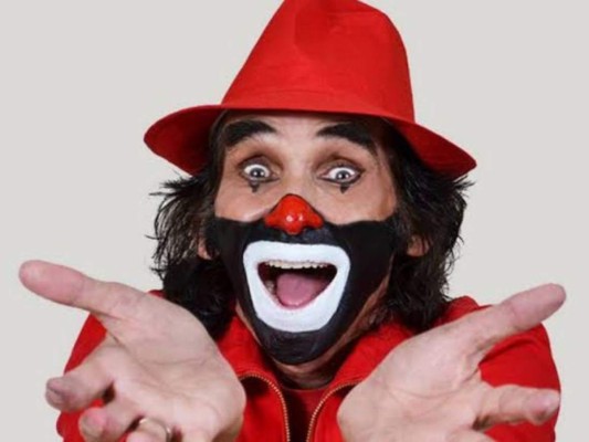 Muere 'Cepillín' a los 75 años, tras ser ingresado a terapia intensiva