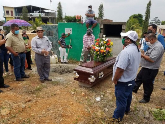 Dan último adiós a empresario que fue asesinado en Olancho