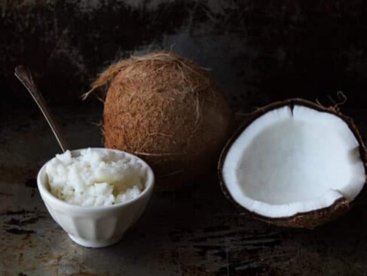 Mezcla bicarbonato con aceite de coco para una piel hermosa&nbsp;&nbsp;