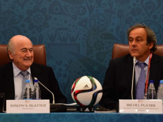 FIFA acude a la justicia para recuperar el dinero que Blatter pagó a Platini&nbsp;&nbsp;