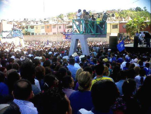 Tómenme la palabra, nosotros los cachurecos seguiremos gobernando el país: Hernández