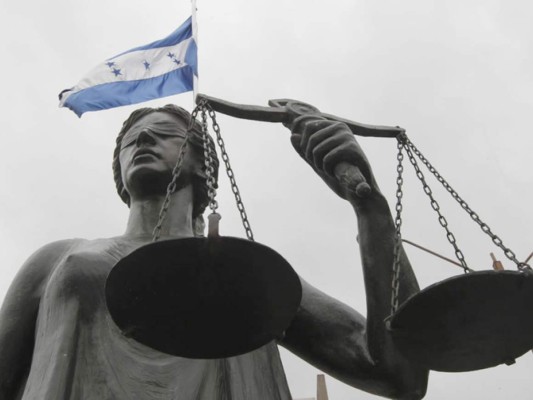 Este mes inicia juicio de Matta y Los Cachiros