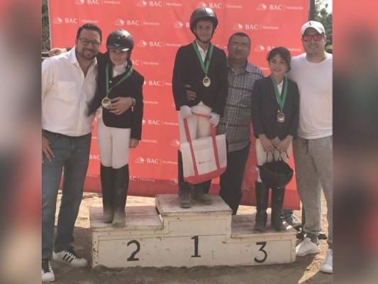 Exitoso torneo de ecuestre Copa Bac