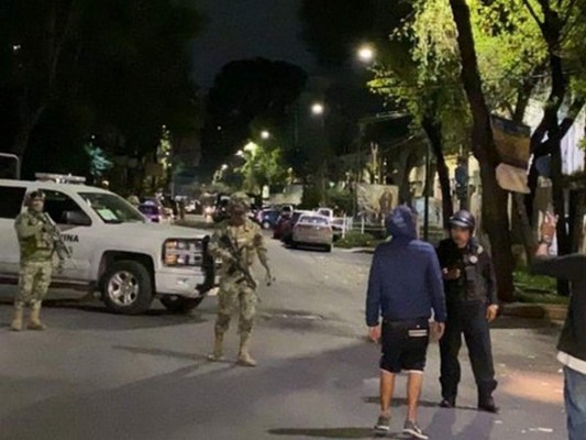Detienen a 31 presuntos narcos e incautan armas y drogas en Ciudad de México
