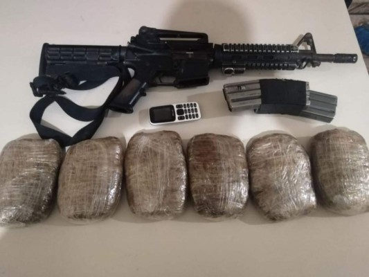 Con marihuana y un arma de fuego cae integrante de 'Los Pelones' en Choluteca&nbsp;&nbsp;