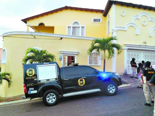 Depuradores denunciaron a Leonel Sauceda ante la Fiscalía