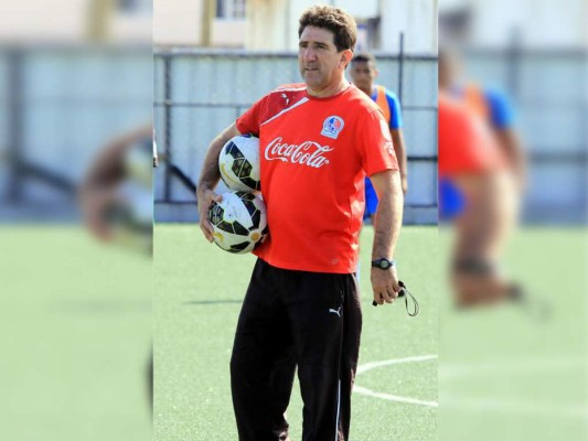 Héctor Vargas sobre Donis Escober: 'Ante Social Sol creo que no va jugar con la máscara'