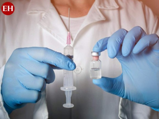 Dudas y respuestas sobre vacuna de AstraZeneca, la que recibiría Honduras