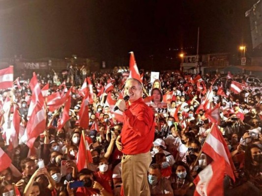 Candidatos de partidos mayoritarios intensifican campañas previo a silencio electoral (FOTOS) &nbsp;&nbsp;