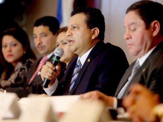 Dos fiscalías revisarán despilfarro en Judicatura