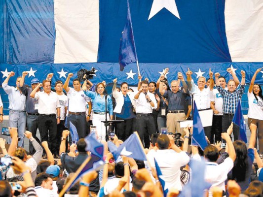 La oposición replantea 'guerra” contra la reelección